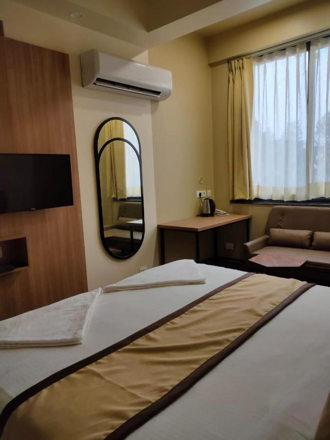 Hotel The Golf 1 Lucknow Exterior foto